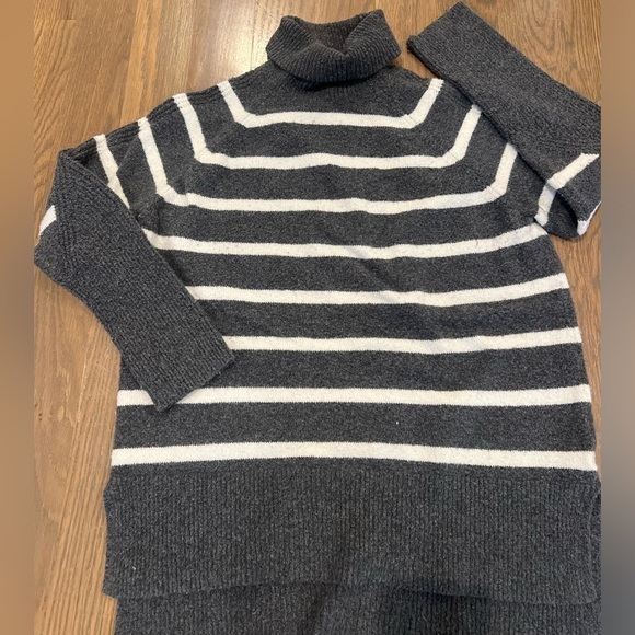 a new day sweater size M gray - Picture 4 of 7